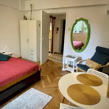 Daire Mayahouse Bükreş